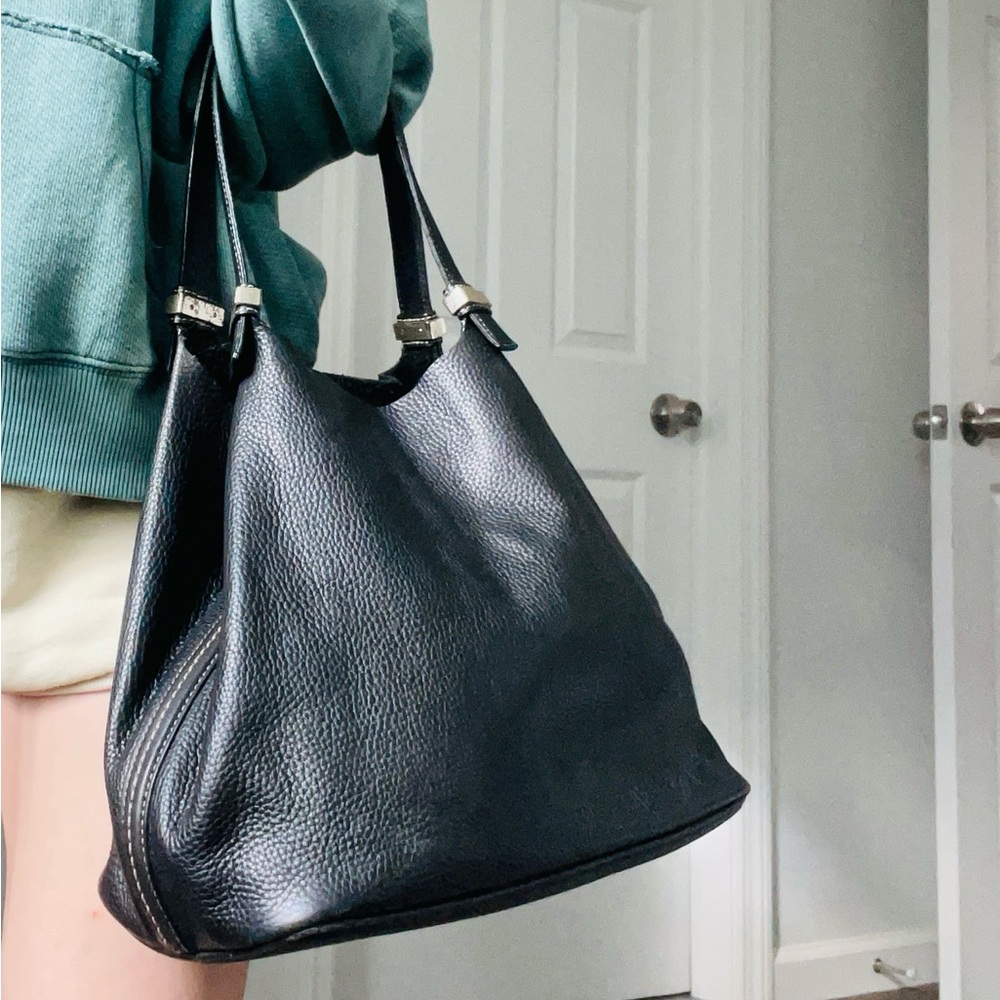 MICHAEL KORS✨Black Pebbled Leather “Colgate” Exposed Suede Shoulder Bag